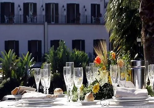 Hotel Villa D'Amato Палермо 3*,